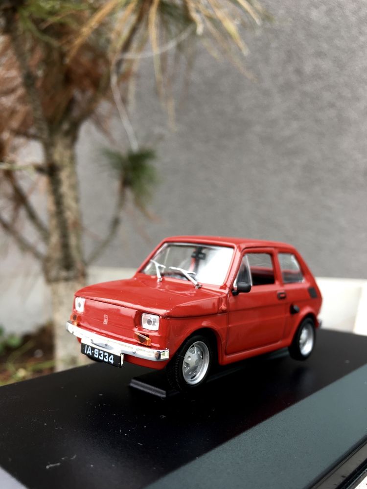 Czasopismo-FIAT 126P-auta PRL,model,autka,kolekcja,gablotka