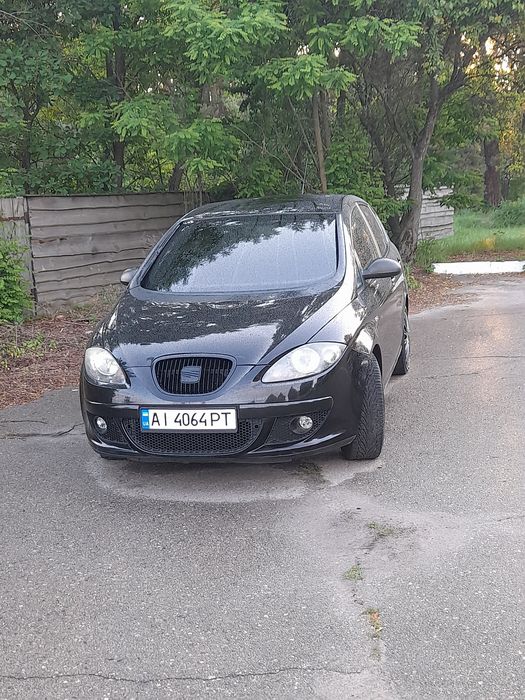 Продам власний автомобіль SEAT TOIEDO