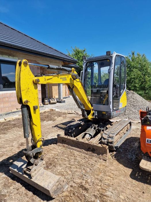 Usługi minikoparką