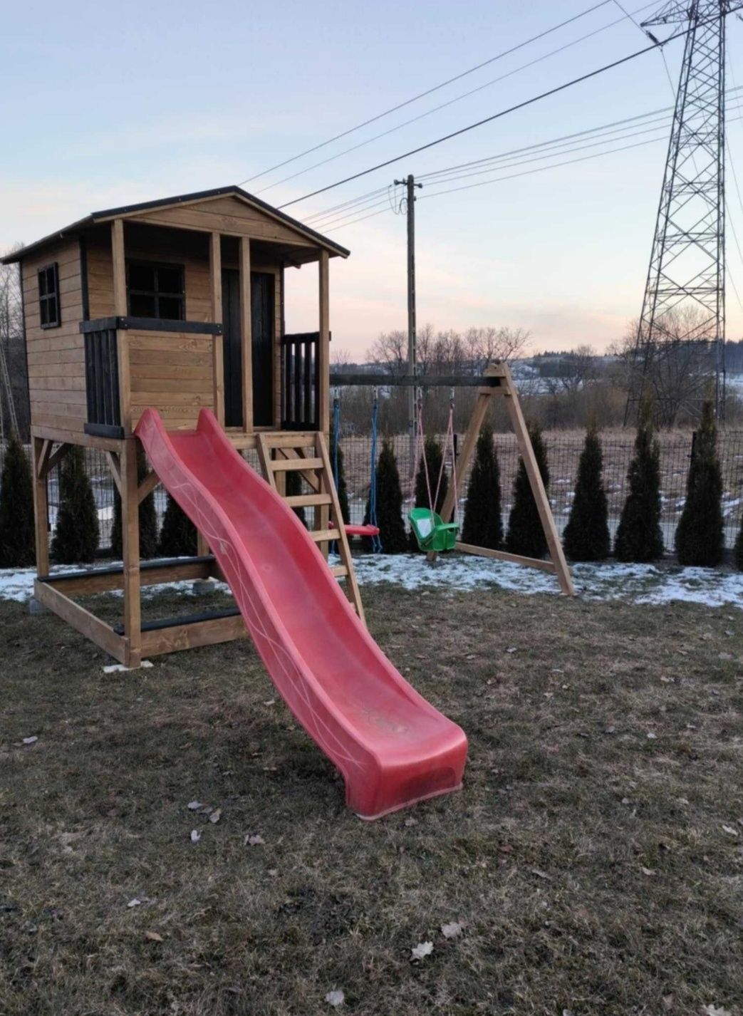 Duży domek dla dzieci XXL, huśtawka, zjeżdżalnia,