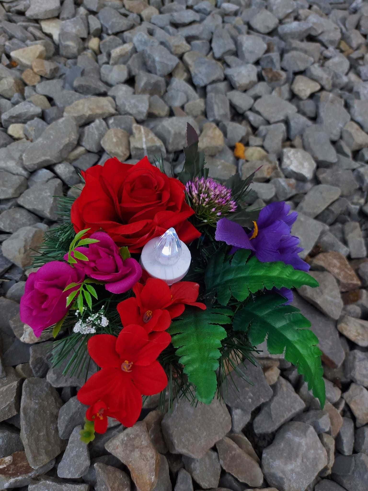 kwiaty na grób, wiązanka, bukiet w donicy