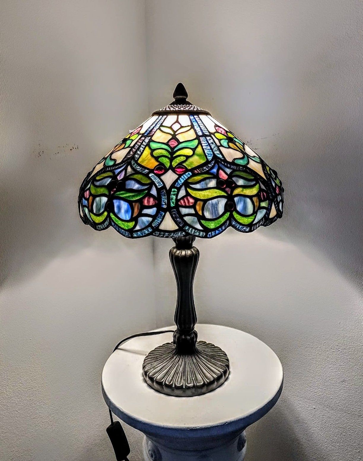Tiffany lampy witrażowe stołowe / nocne Art deco