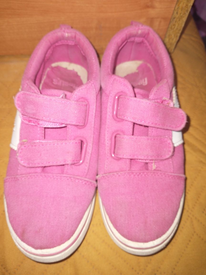 Buty dla dziewczynki Sinsay