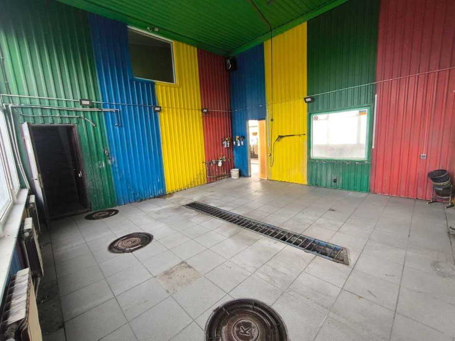 Без % Продаж автомийки 3 поста. Фасад Братиславська 54