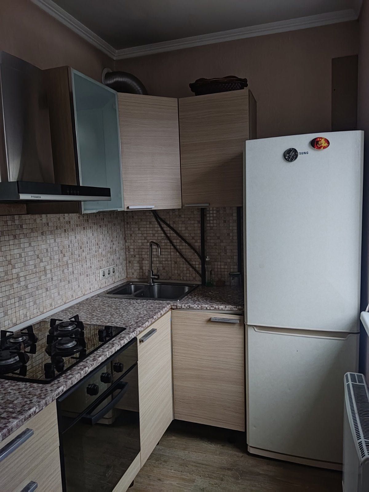 Продам 3х комн квартиру кривой рог