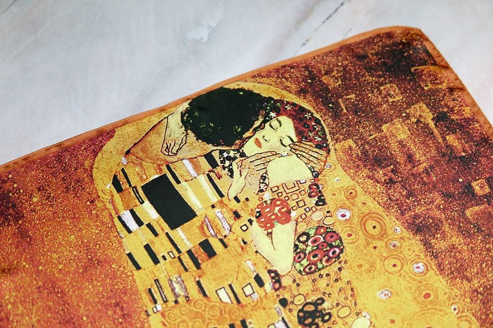 Klasyczna apaszka obraz "Pocałunek" Gustav Klimt damska kobieca lato