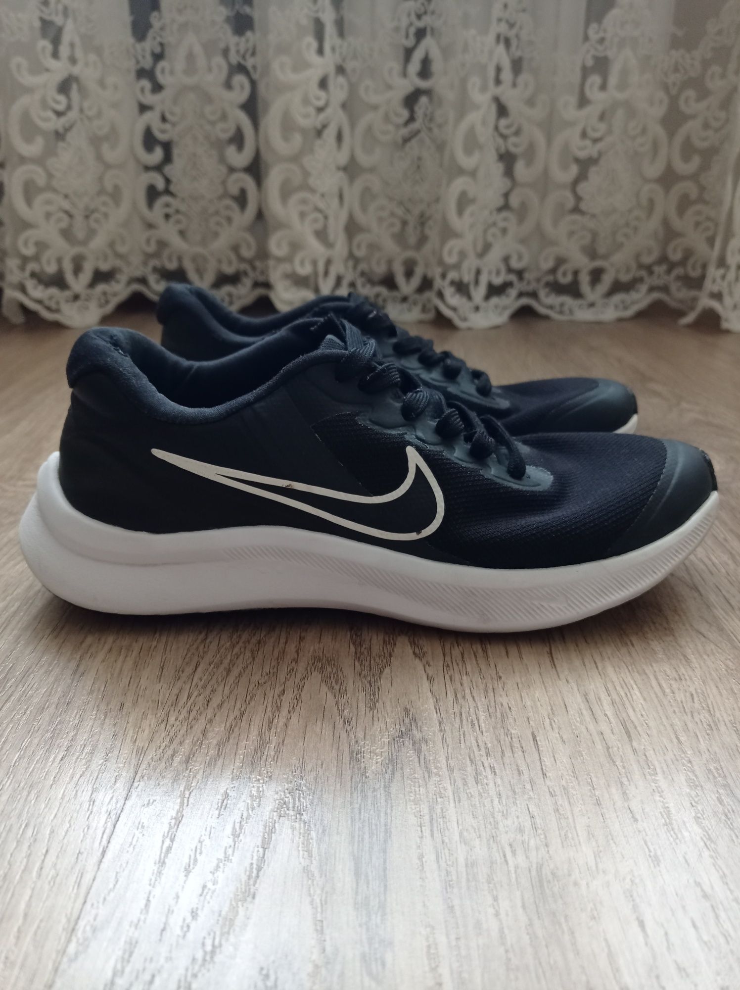 Кросівки Nike 38 розмір