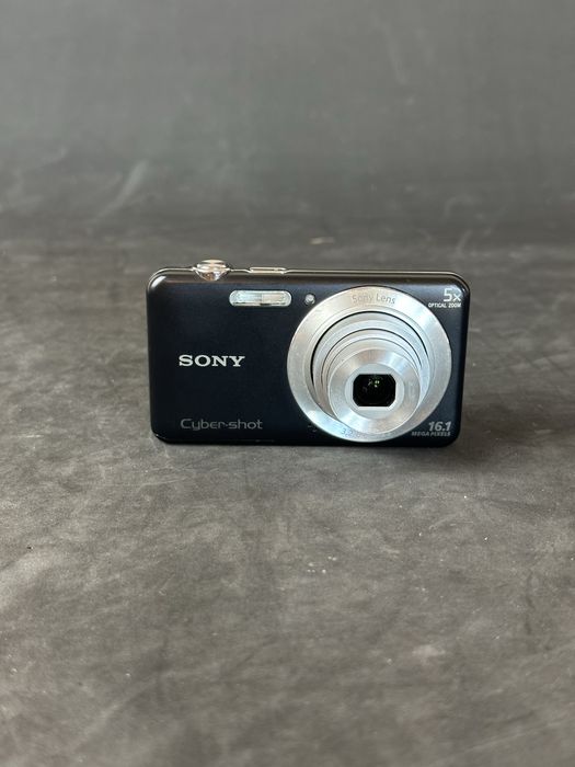 Фотоапарат Sony Cyber-shot— повністю робочий