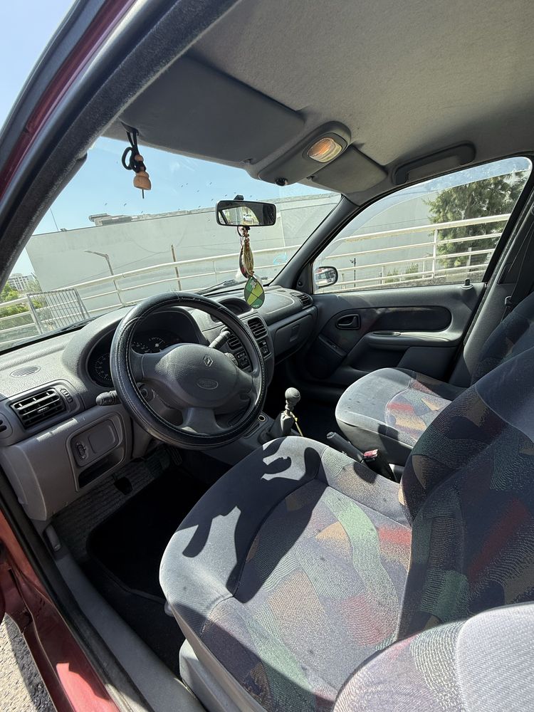 Renault clio 1999