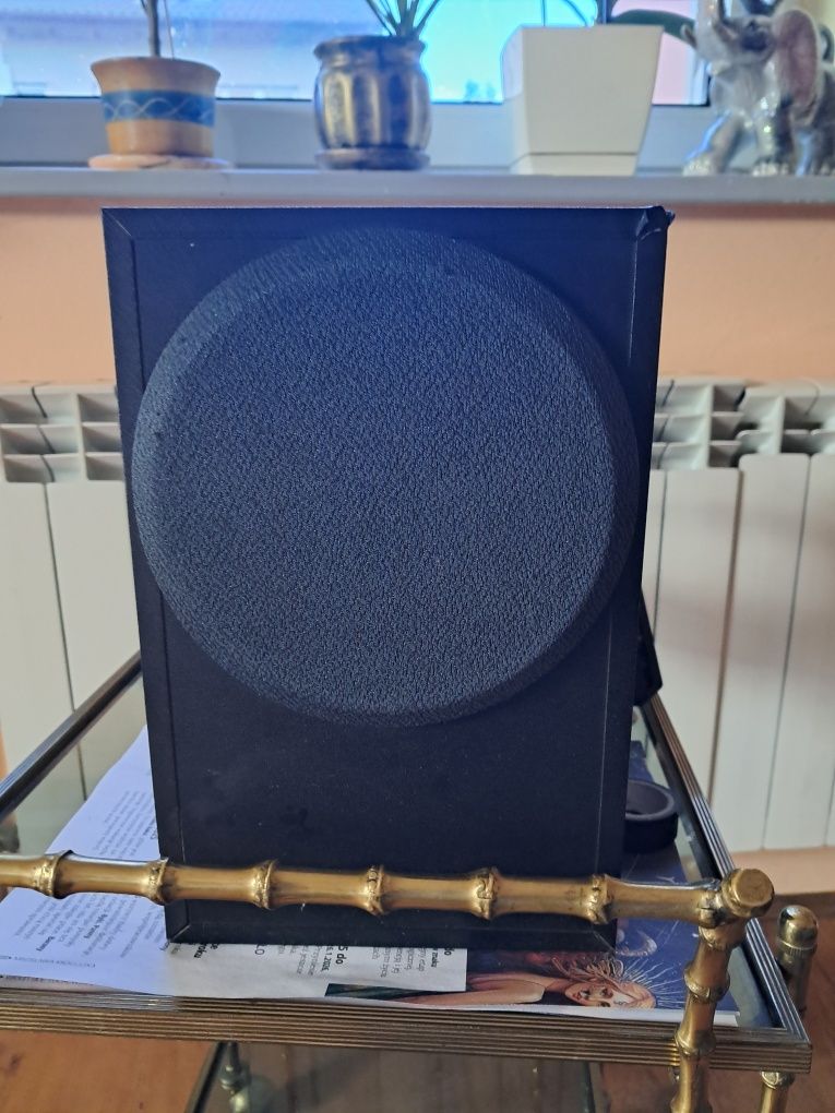 Subwoofer +głośniki +zasilacz .