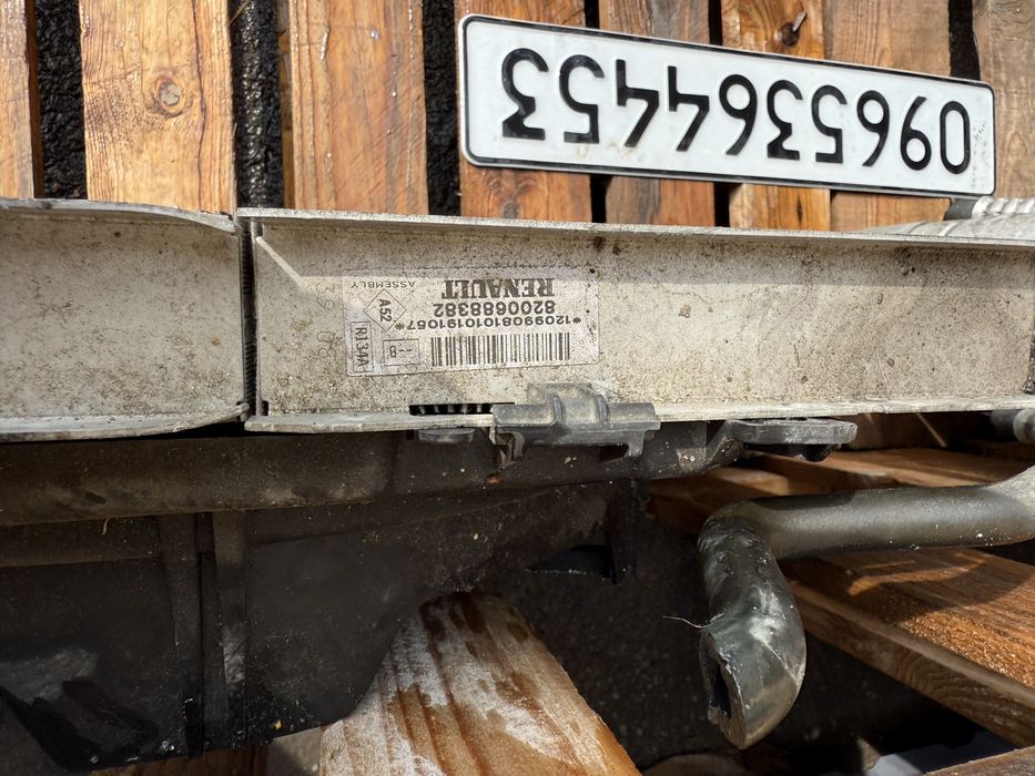 Радіатор охолодженя з кондеціонером Renault Clio 3