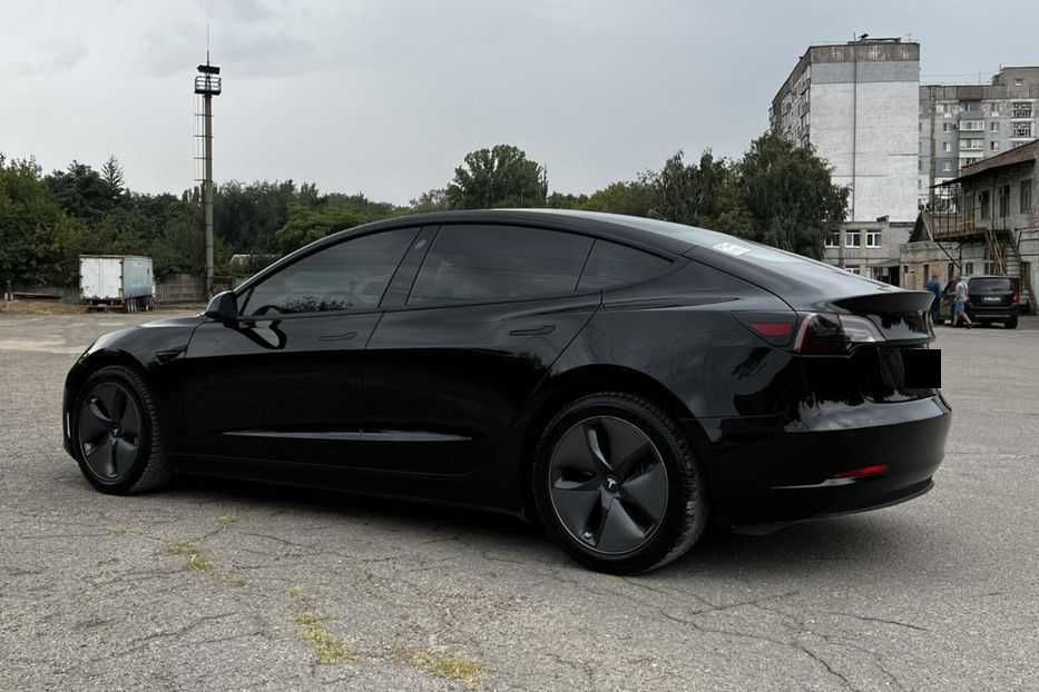 Продам Tesla Model 3 Perfomance 2019