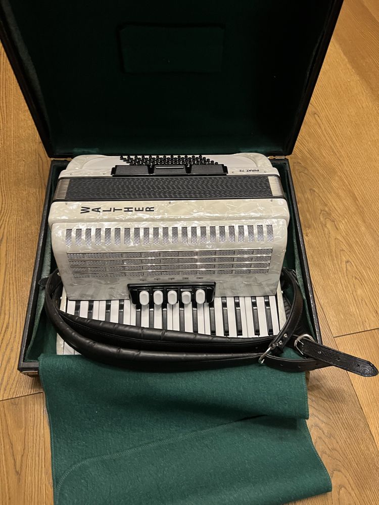 Akordeon Walther  Pirat 72