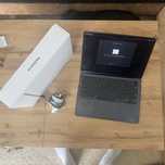 Macbook Air M2 13 cali, 8Gb/256Gb, noszony w case, jak nowy