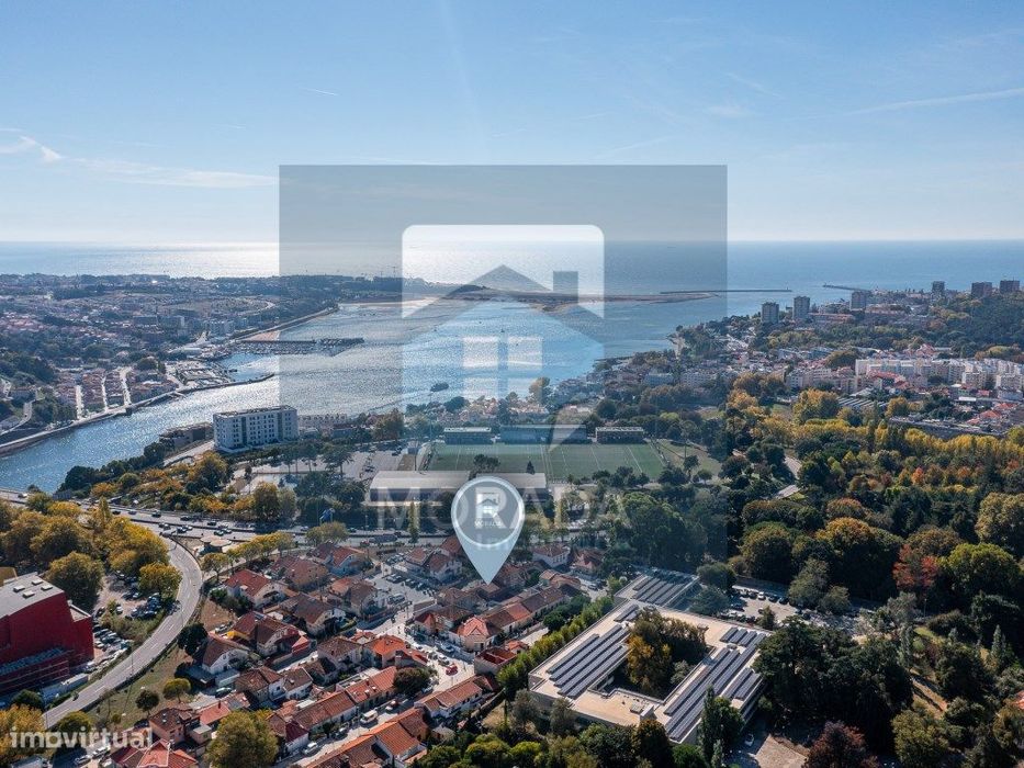 Arrenda-Se Moradia Porto