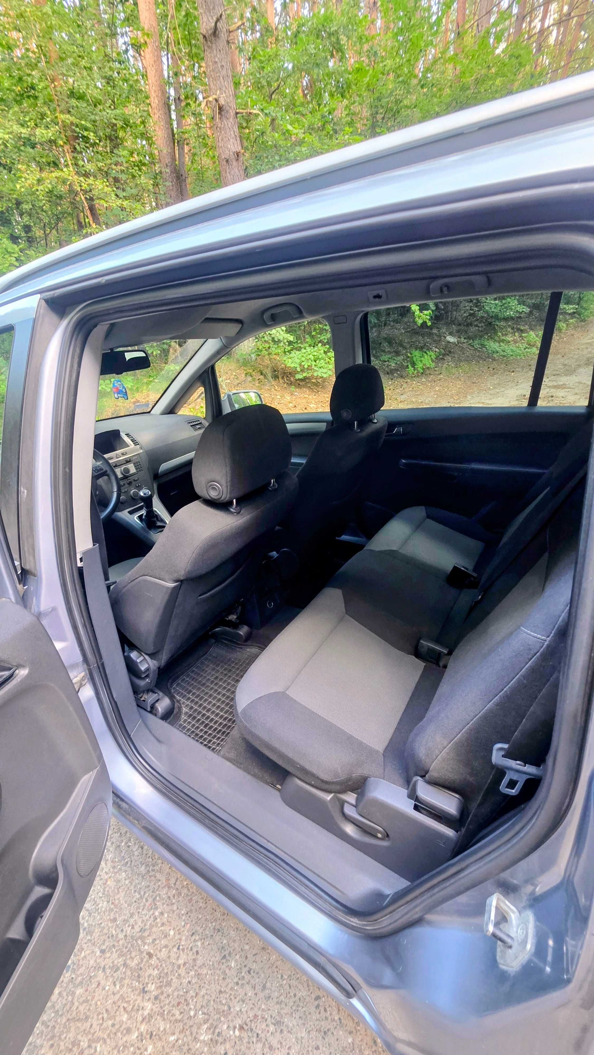 Opel Zafira 1.9 Cdti 150 Km 2005r. 7 miejsc