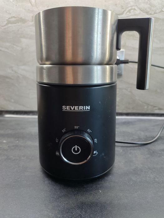 индукционный вспениватель молока Severin SM 3587 Spuma 700 Plus.