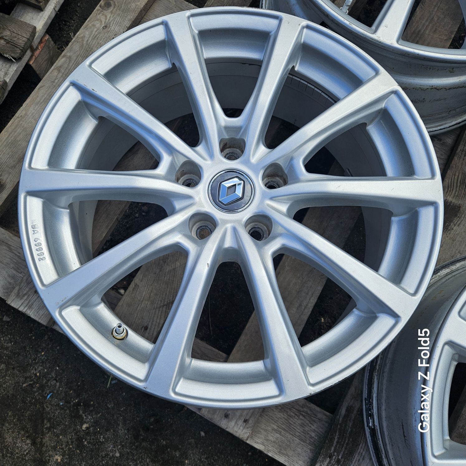 Alufelgi 18 Renault Megane Scenic Fluence Laguna 5x114,3 TPMS ET46