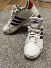 Кросовки adidas розмір 37,5