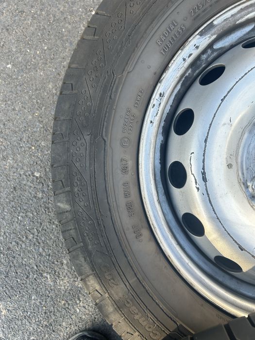 Шини Continental 225/65 R16 з дисками Renault Master 3