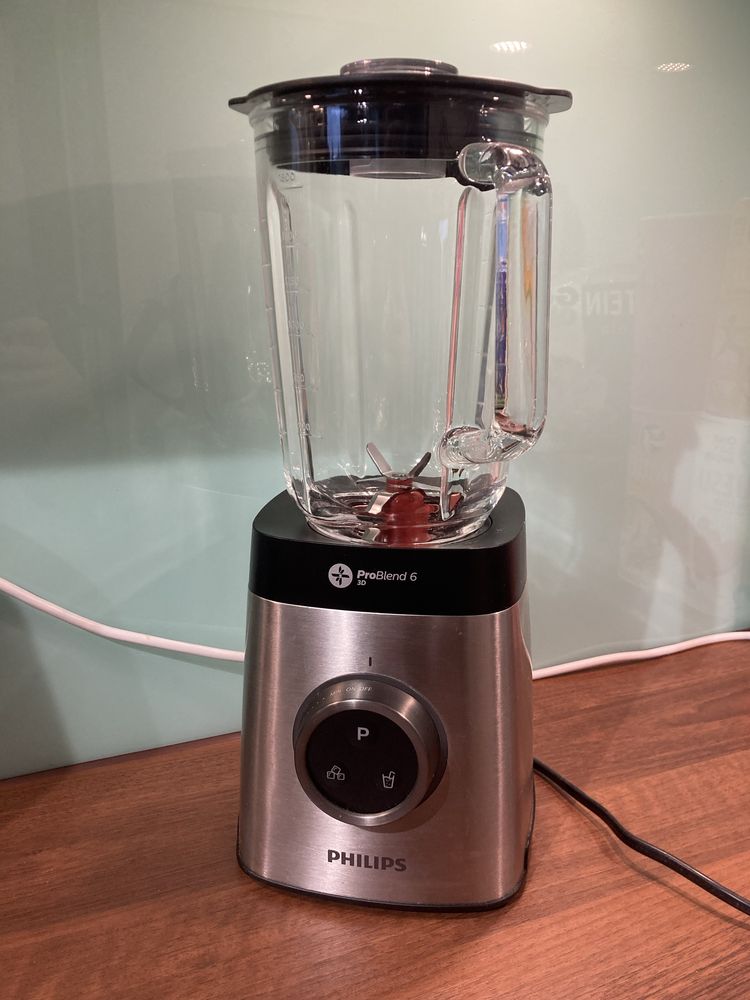 Blender kielichowy Philips ProBlend 6 3D