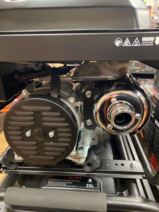 Бензиновий генератор 2,5кВт