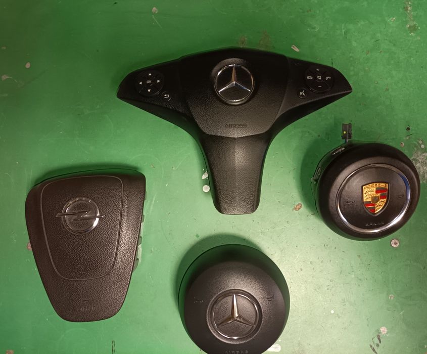 Mam komplet do Toyoty Yaris 19 rok w górę.
