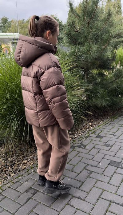 Стильна  зимова куртка для дівчаток 122-170