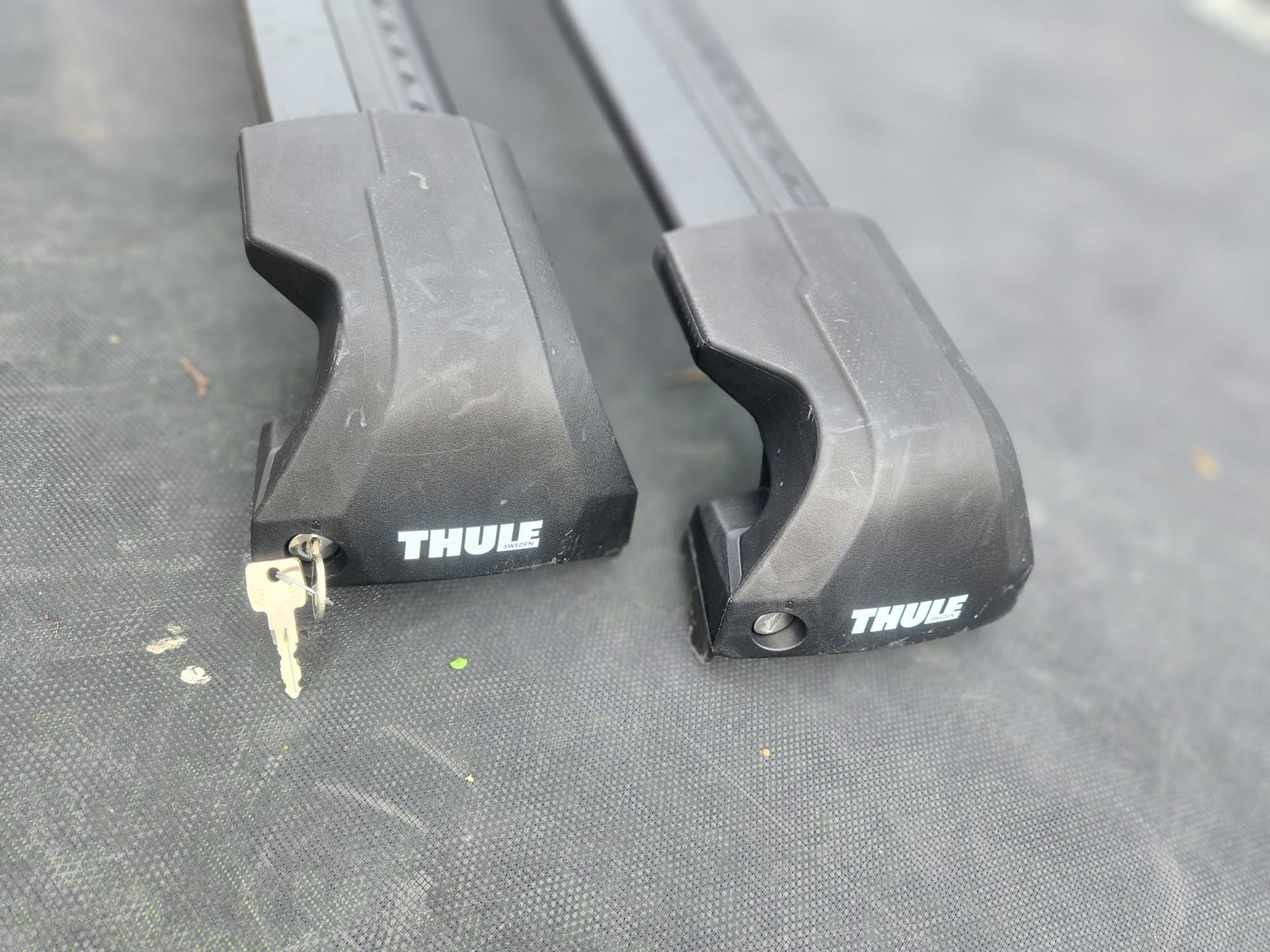 Thule wingbar Edge Black bagażnik dachowy belki relingi poprzeczki vw