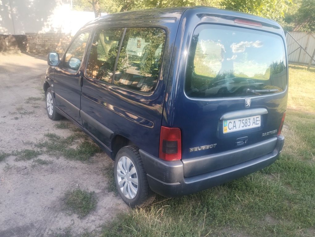 Пежо партнер 2л.дизель пасажир