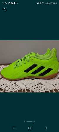 Adidas halówki r 33 20cm Deportivo do piłki nożnej