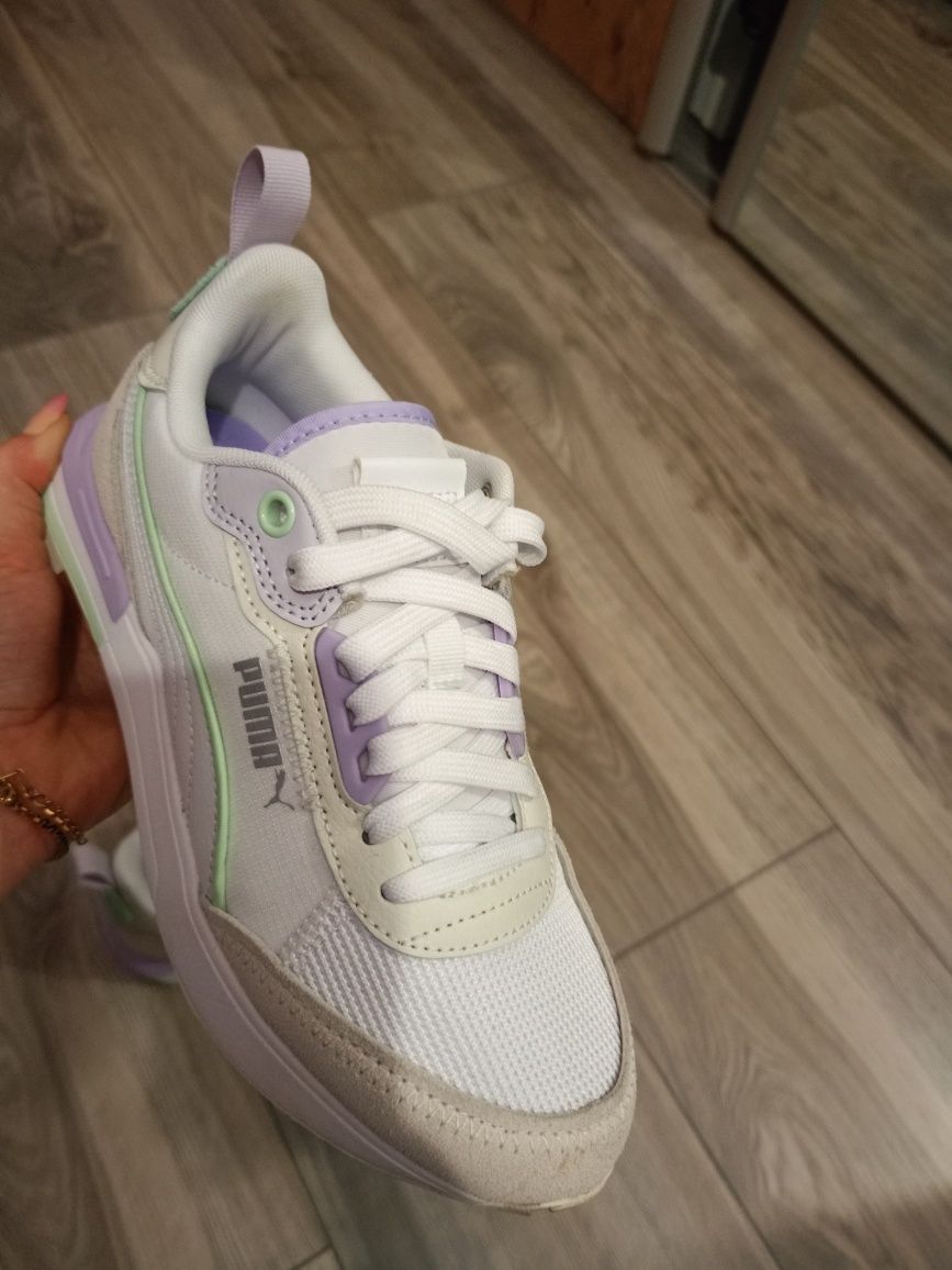 Obuwie Puma 35.5