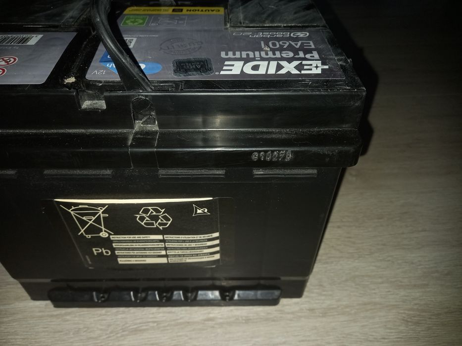 Акумулятор Exide Premium 60ah