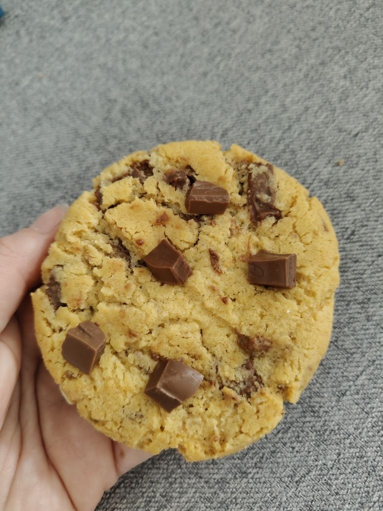 Ciastka z czekoladą, mega ciastka chocolate chip cookies