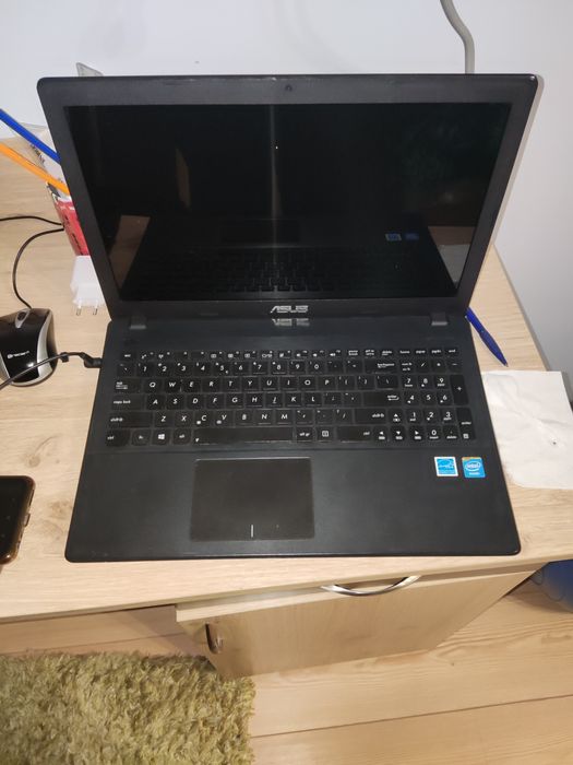 Laptop Asus rR512c 15.6cal 4GB ram 500GB