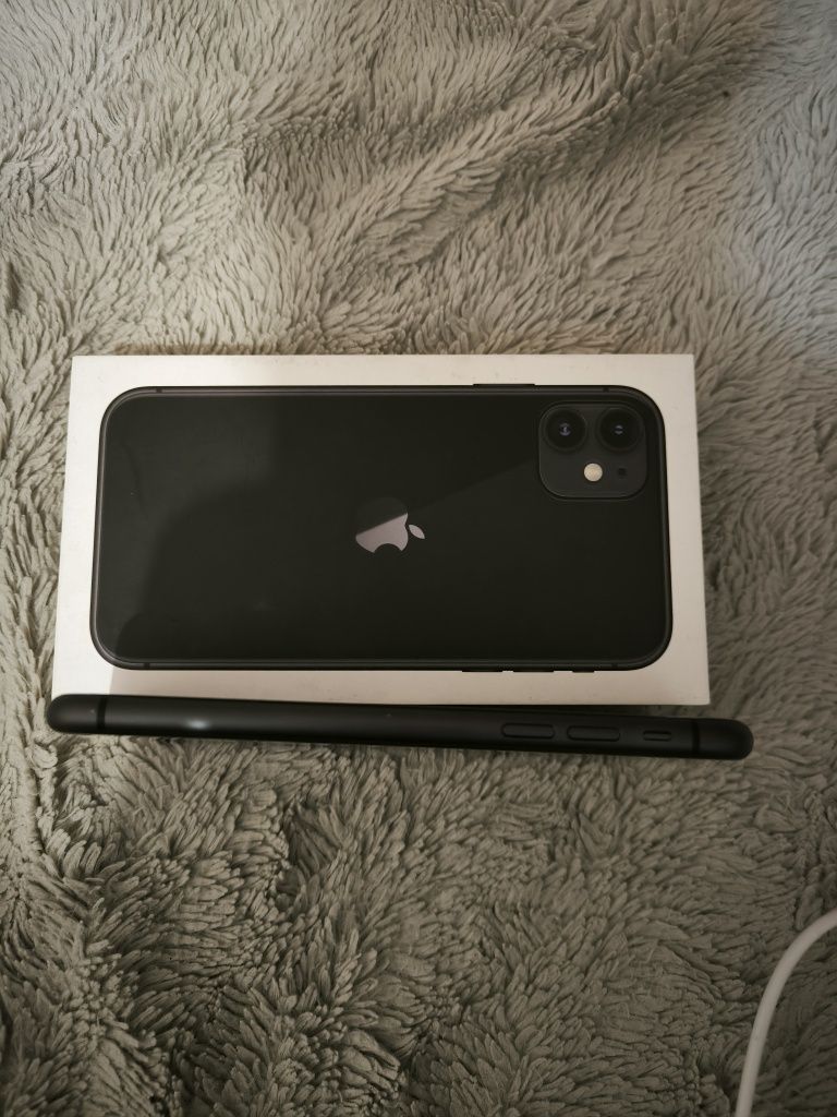iPhone 11 чорний