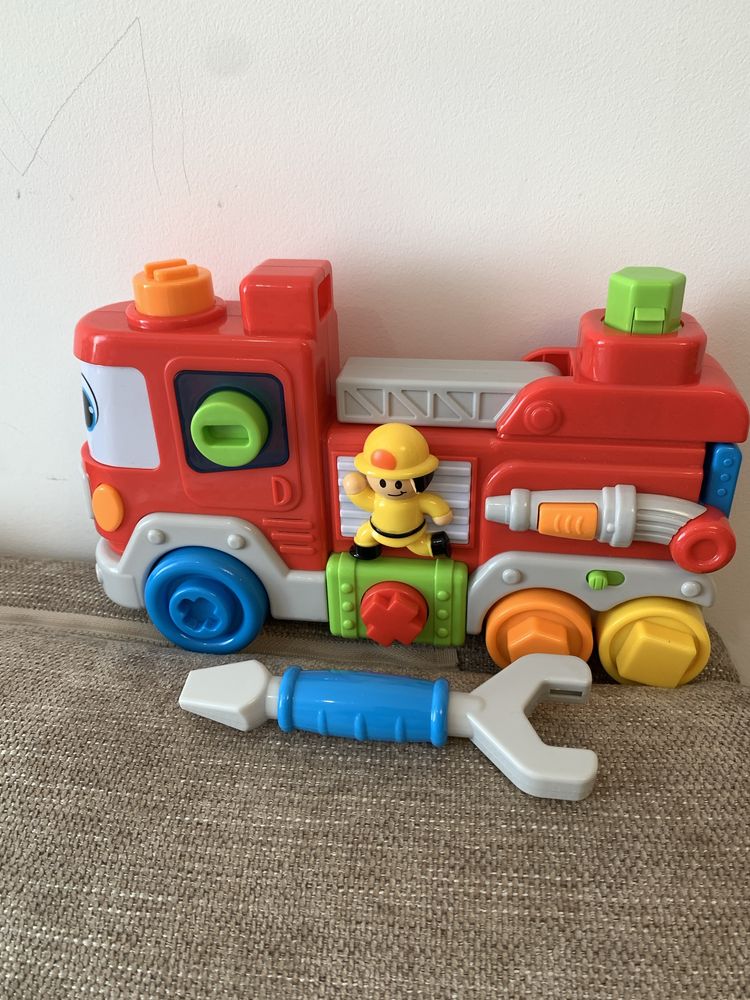 Іграшка музична пожежна машина