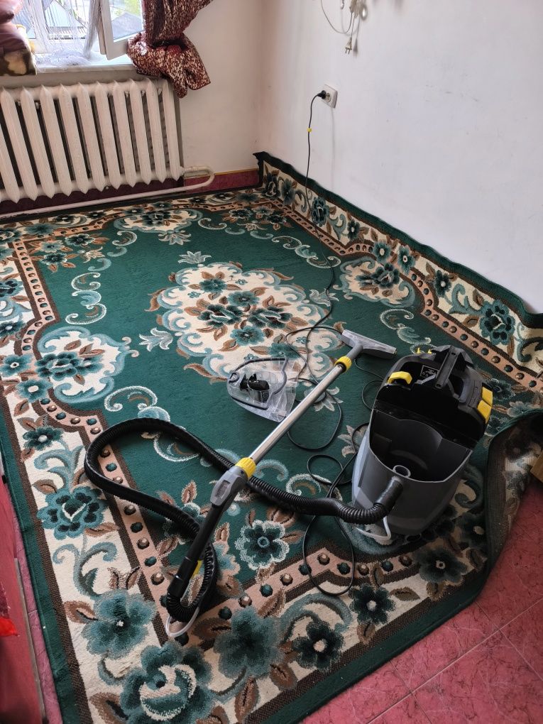 Хімчистка м'яких меблів, стільців, матраців, сидінь авто