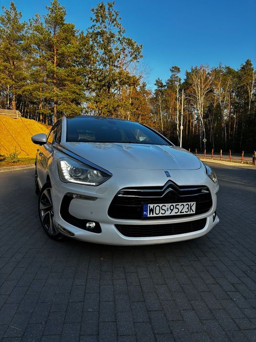 Citroën DS5 Citroën DS5 2.0 HDi 163 KM • 2012 r. • Full opcja • Panorama / Denon /