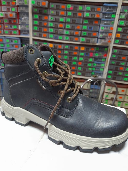 Ботинки мужские 42-43 размер