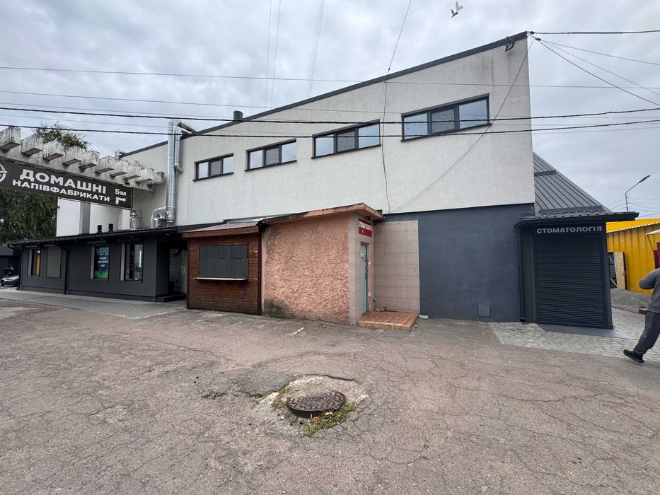 Приміщення під офіс/салон по вул. Генерала Момота (Луначарського)