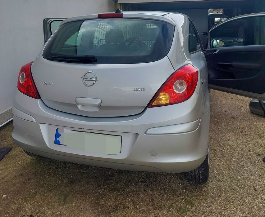 Carro opel corsa
