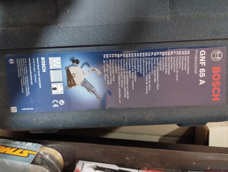 Штроборіз Bosch GNF65A