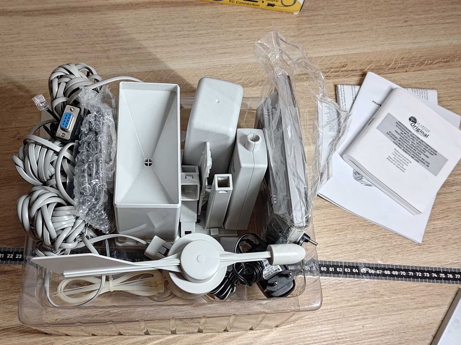 KA8 Profesjonalna stacja pogodowa La Crosse Technology WS 2355