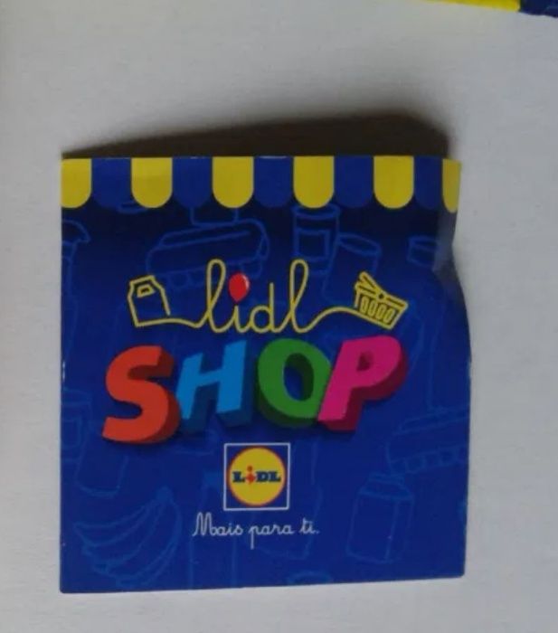 Vendo conjunto de miniaturas de produtos do  Lidl