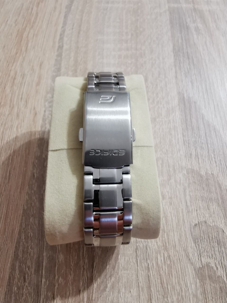 Zegarek Casio Edifice jak nowy.