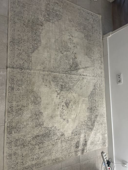 Tapete Zara muito elegante