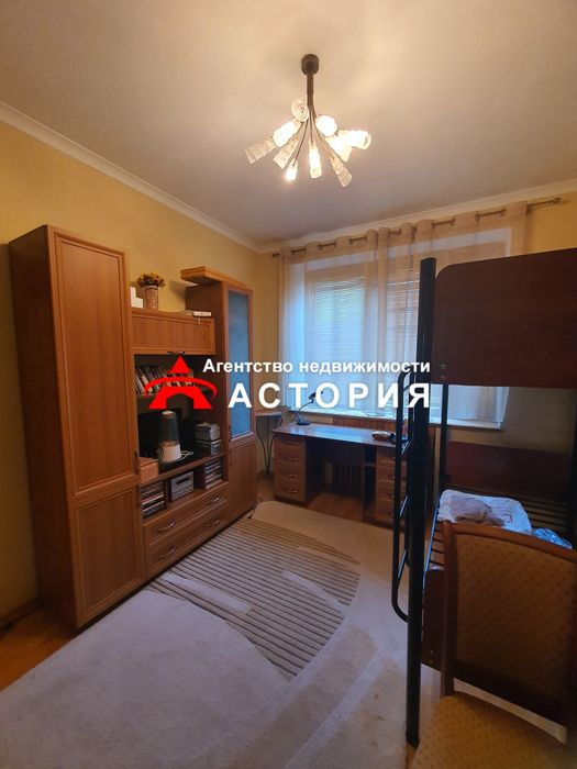 Продаж повнометражної 3-кімнатної квартири!