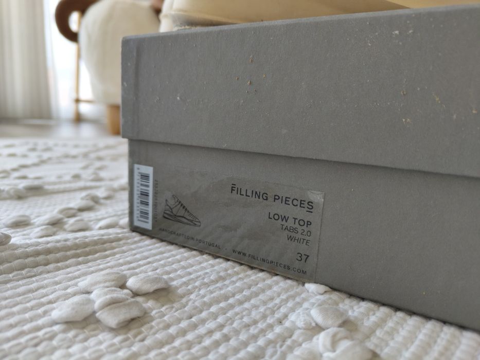 Filling Pieces Low Top