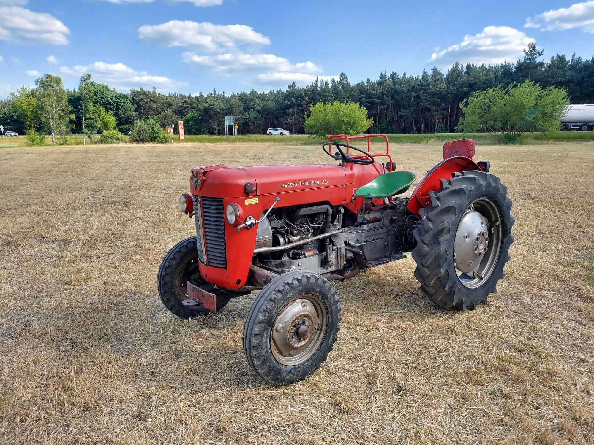 Massey Ferguson 8-25 Snmy